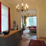 Ferienwohnungen Villa Haniel Hugo